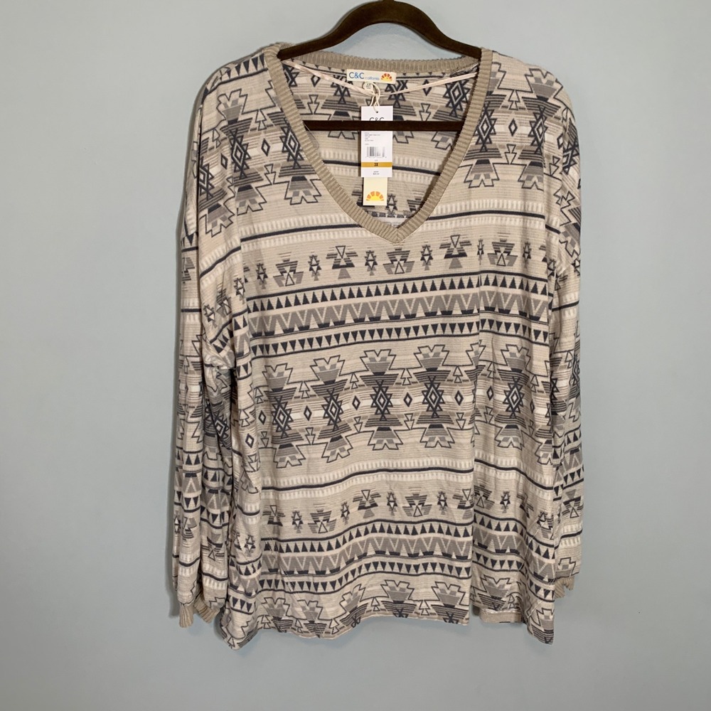 NEW C&C California Women 3X V Neck Long Sleeve Aztec Print Tunic Top Silver Mink